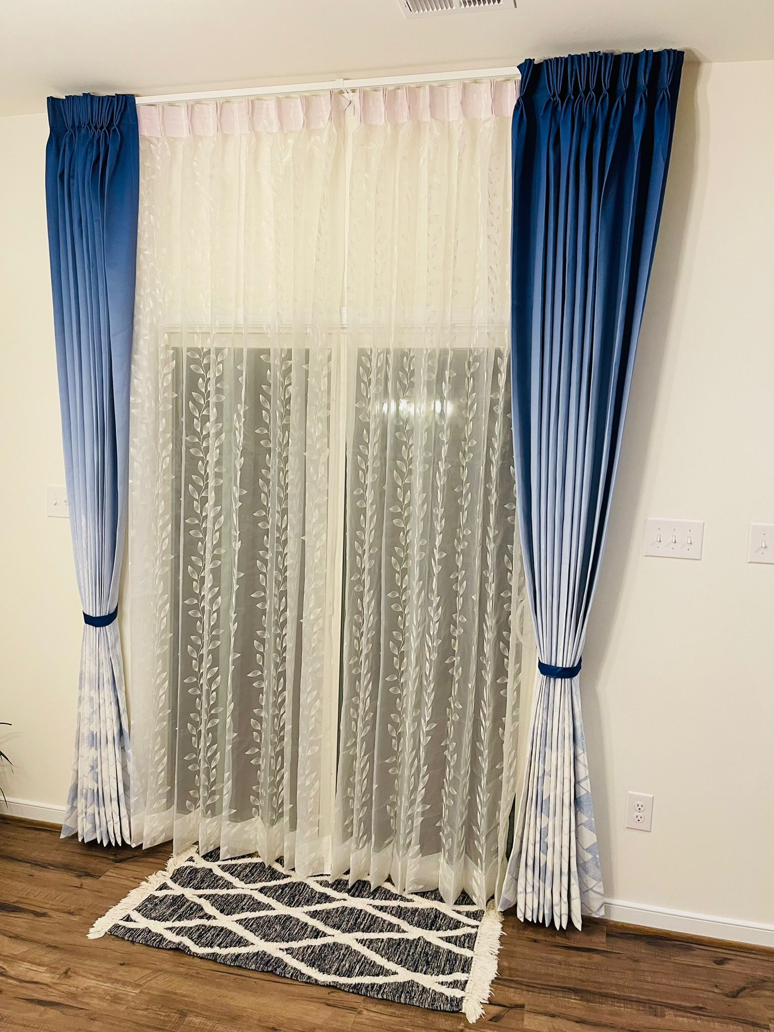 Dealer Pleated Curtain Curtains